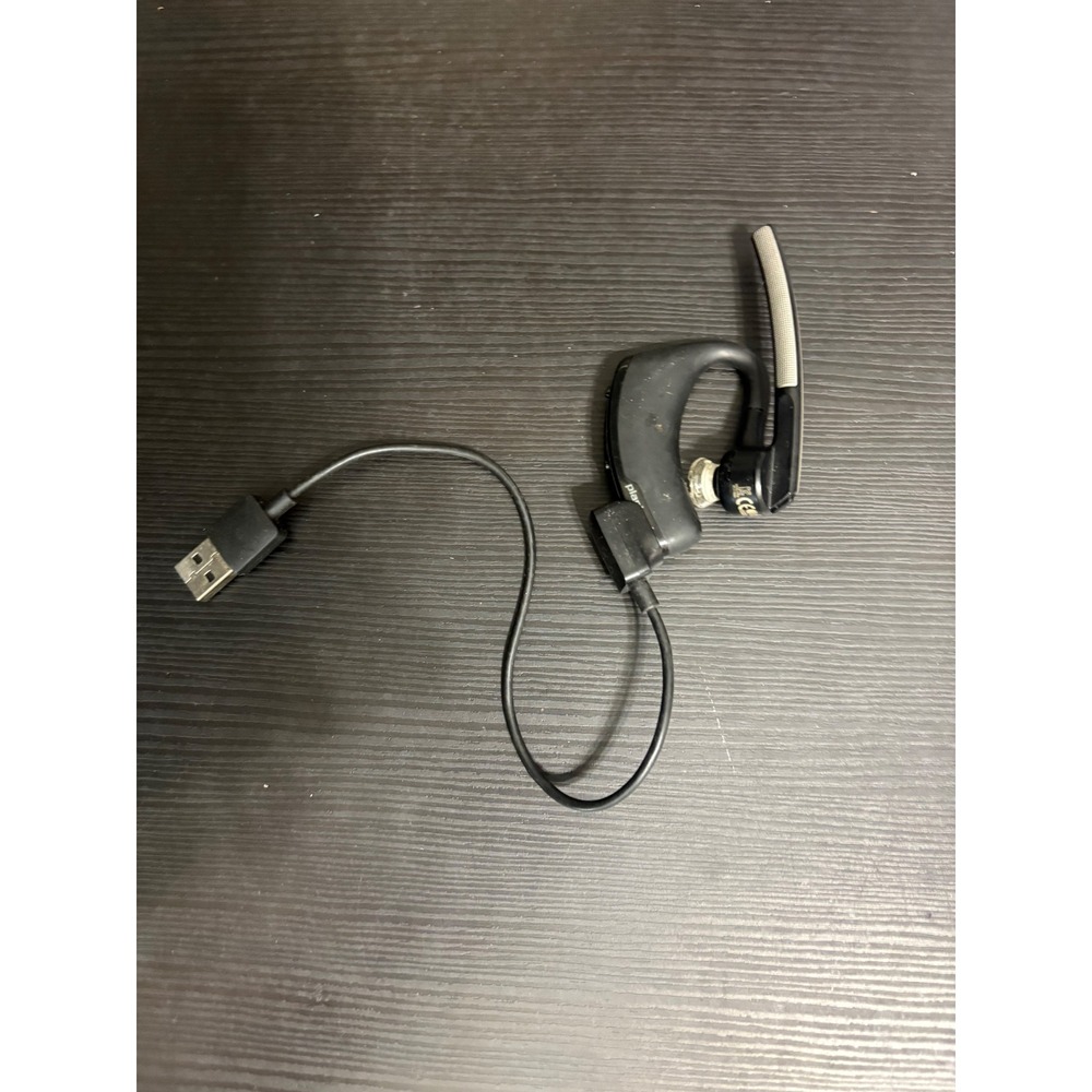 Voyager Legend Wireless Noise Cancelling Bluetooth Headset  Plantronics